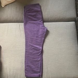 Women’s small purple yoga leggings